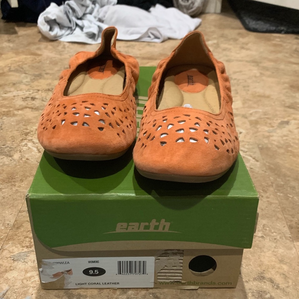 Earth Breeze Flats - Light Coral 9.5